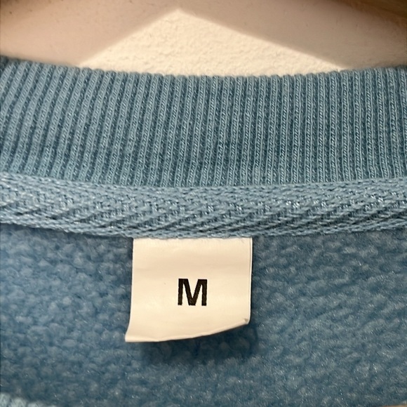 Blue Women's Crewneck Sweatshirt Size M Embroidered 1989 Taylor's Version - Picture 4 of 12